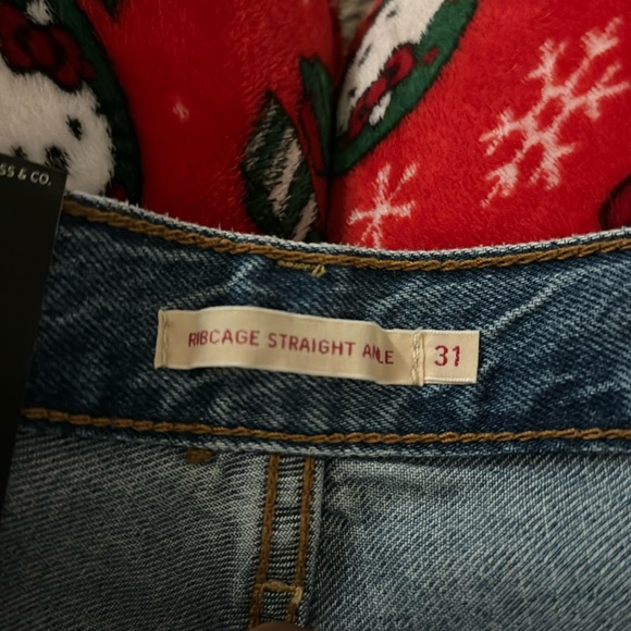 Blue Levi ripped straight leg jeans - Picture 7 of 7